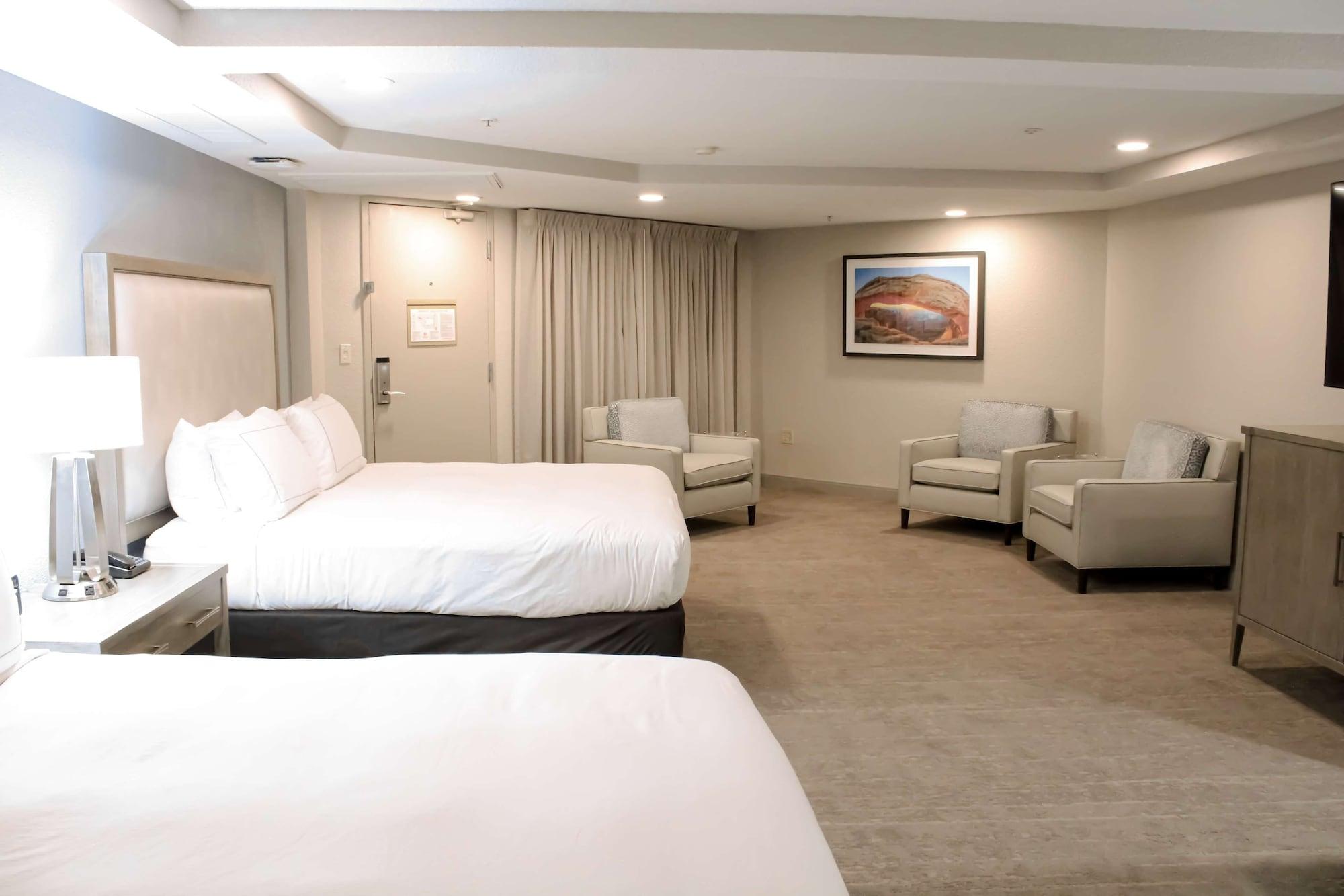 Doubletree By Hilton Phoenix Mesa Exterior photo