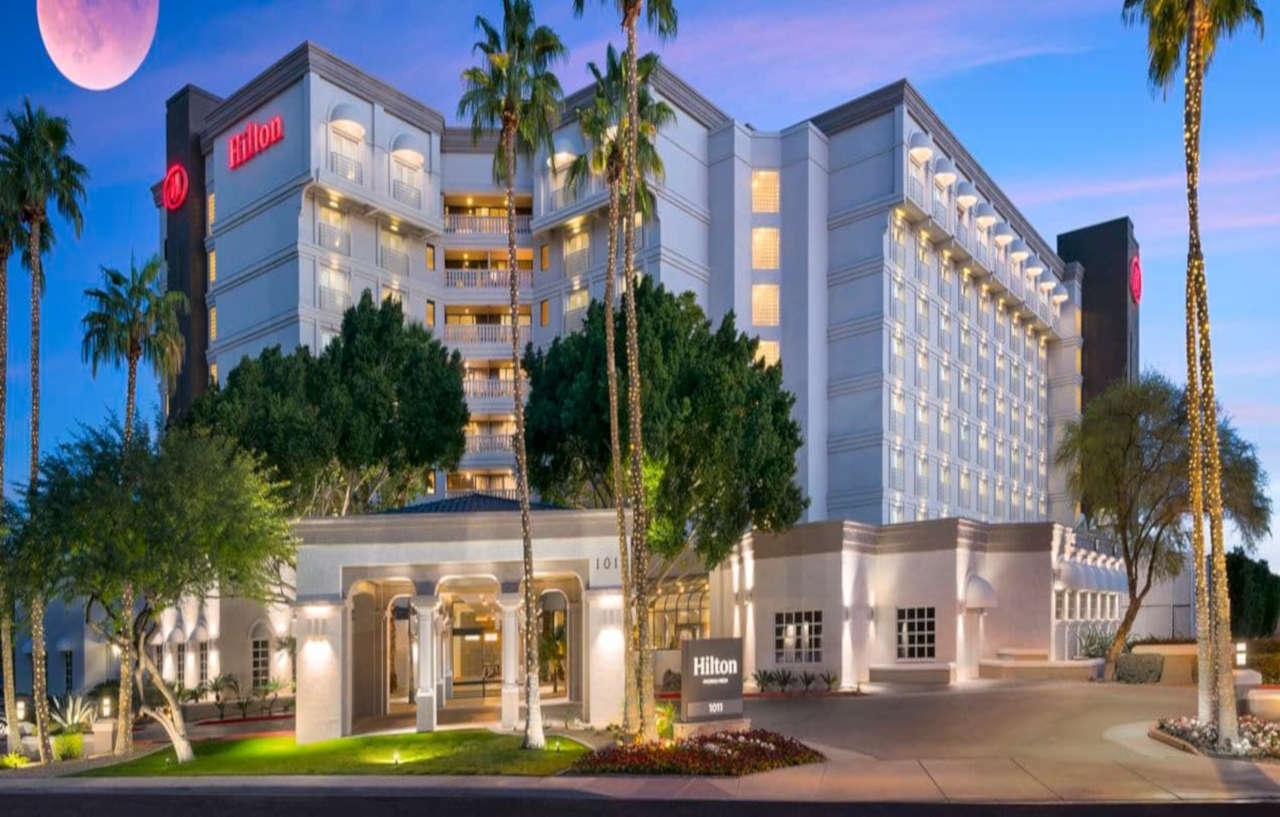 Doubletree By Hilton Phoenix Mesa Exterior photo